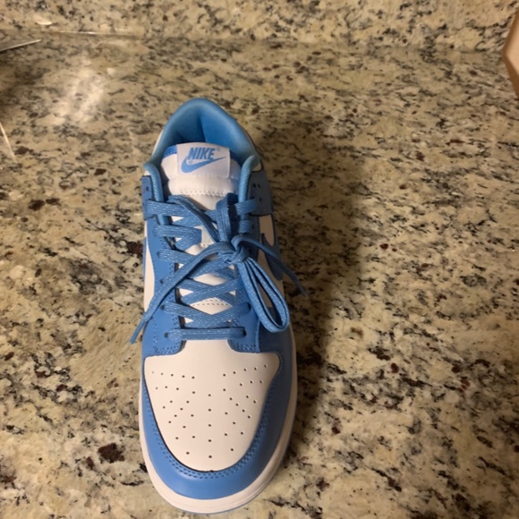 womens unc low